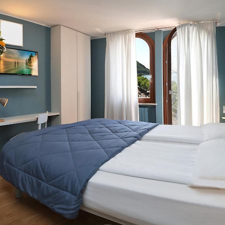 Albergo All'Ancora Garda  Eksteriør bilde
