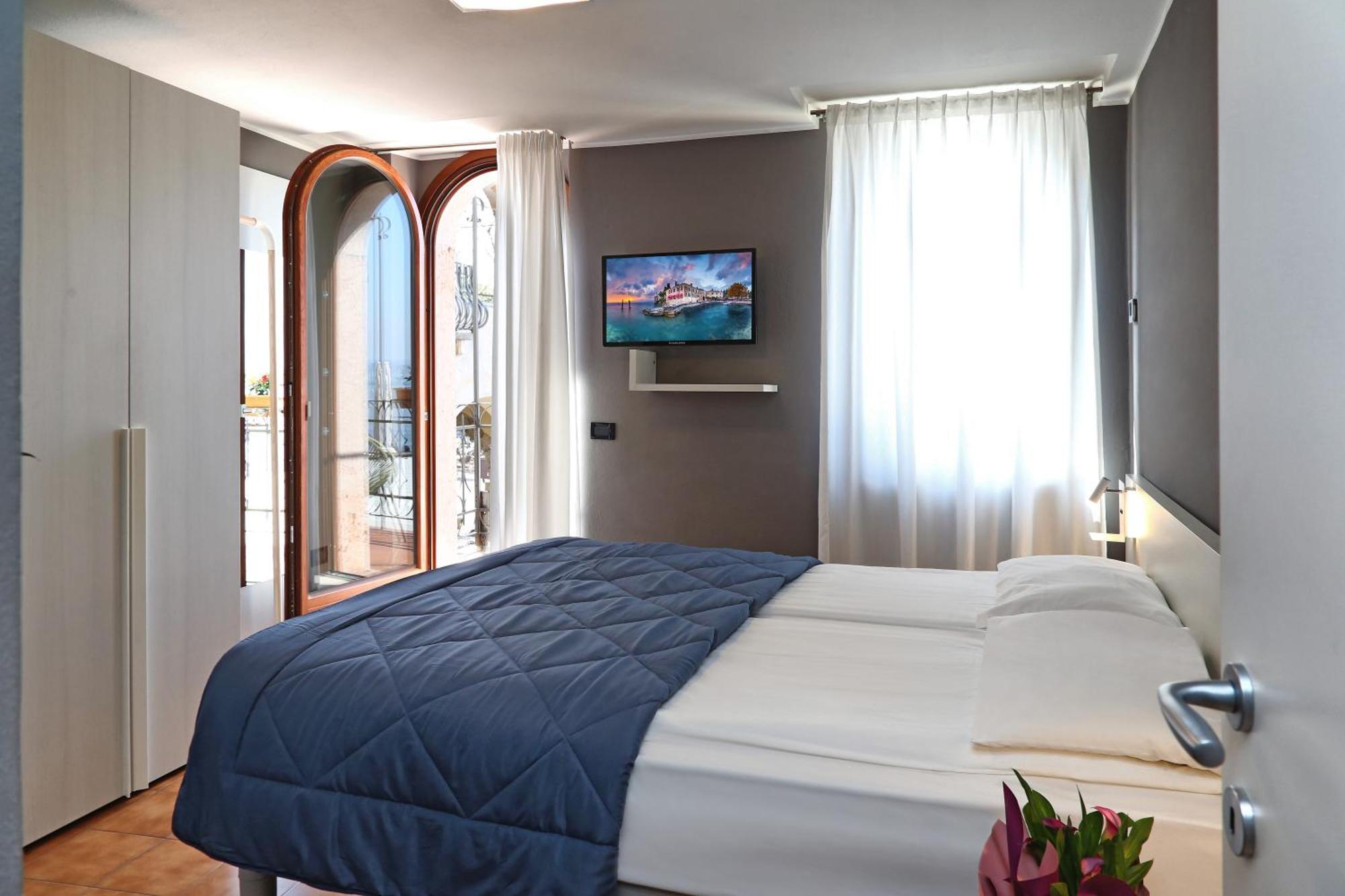 Albergo All'Ancora Garda  Eksteriør bilde